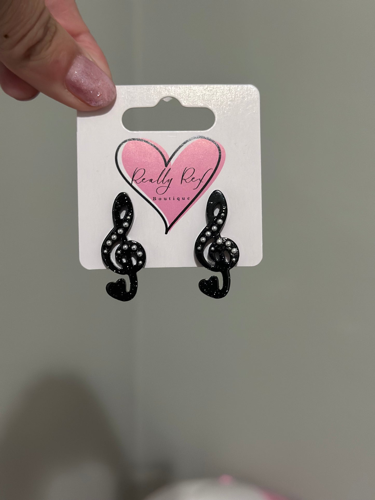 Treble Clef Glitter and Pearl Earrings